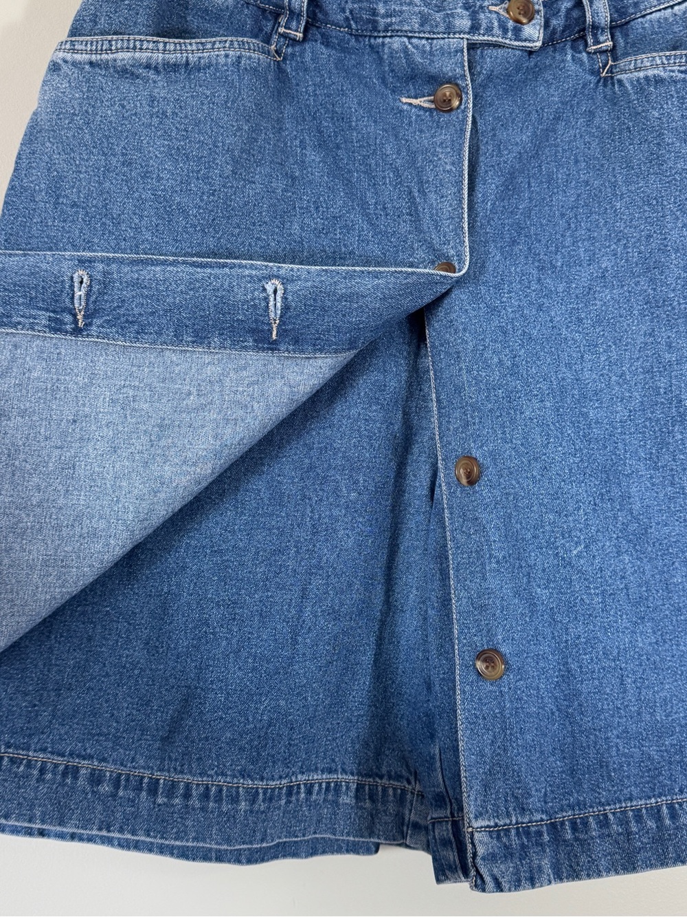 Denim Button-Front Mini Shorts - Blue - Picture 7 of 10
